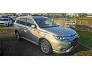 Mitsubishi Outlander, PLUS HYBRID AWD 8-FACH, Jahr 2019 - Freiburg (Breisgau)