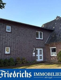 Großzügiges Wohnhaus mit 3 Wohneinheiten mit Balkon, Terrasse, Gartenbereich & Garage in Bad Zw´ahn - Bad Zwischenahn
