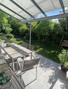Ruhige, große Doppelhaushälfte - TOP sparsam durch moderne Technik - Schöner Garten - PROVISIONSFREI !!! - Germering