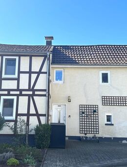 NEUER PREIS: Kleines Eigenheim in zentraler Lage - Großenlüder