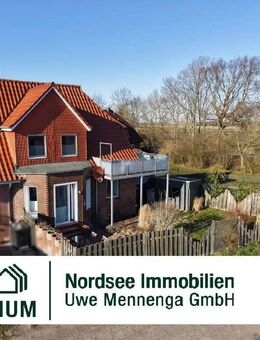 DEICHNAH AM FELDRAND. WOHNHAUS MIT 2 WOHNUNGEN IN SEHR RUHIGER LAGE. - Hagermarsch