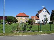 2 freistehende Häuser (eine Villa als 2 Familienhaus und ein Einfamilienhaus) beide saniert und ein Baugrundstück - Großobringen