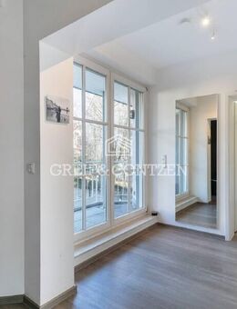 WOHNTRAUM IN KÖLN-MARIENBURG: Großzügige, moderne Wohnung mit Sonnenterrasse - Köln