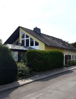 Stilvolles Zwei-/Mehrfamilienhaus mit Wintergarten in Blicklage von Nastätten - Nastätten
