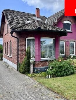 Charmantes Haus mit ELW, mit Platz und schönem Gartengrundstück - Hohenwestedt