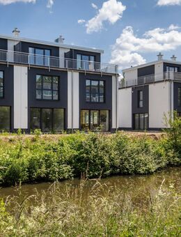 Townhouse mit Wasserzugang und Energieklasse A+ - Hamburg
