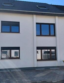 Charmante 3 Zimmer Wohnung in Roden/Saarlouis - Saarlouis