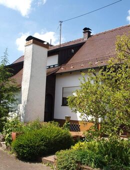 Sofort beziehbar! Großes Wohnhaus in ruhiger Lage und herrlichem Ausblick! - Röhrmoos