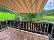 Traumhafte 3-Raum-Wohnung mit Balkon und Einbauküche im Grünen mit neuen Fußböden! - Breitenbrunn (Erzgebirge)