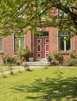 Unwiderstehlich & unverwechselbar: Moderner Resthof in attraktiver Lage - Rieps