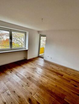KENSINGTON- Exklusiv - Sanierte 3-Zimmer Wohnung in Untermenzing - München