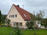 Gepflegtes & geräumiges Einfamilienhaus auf großem Grundstück mit Garten in ruhiger Lage - Harburg (Schwaben)