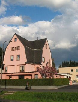 Gepflegte, große Erdgeschoss Wohnung mit eigenem Garten - Zeltingen-Rachtig