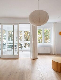 Moderne 5-Zimmer-Wohnung mit Loggia und Wintergarten in Alt-Treptow - Berlin