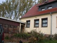 *Petzschwitz - solide DHH mit Garage* - Lommatzsch