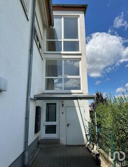 Helle 3 Zi. DG-Wohnung in einem Ortsteil von Endingen in Bahnhofsnähe zu verkaufen - Endingen (Kaiserstuhl)