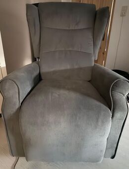 Elektrischer Komfort-Liegesessel mit Aufstehhilfe - Mannheim Zentrum