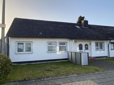 einseitig angebauter Bungalow in guter und angenehmer Lage