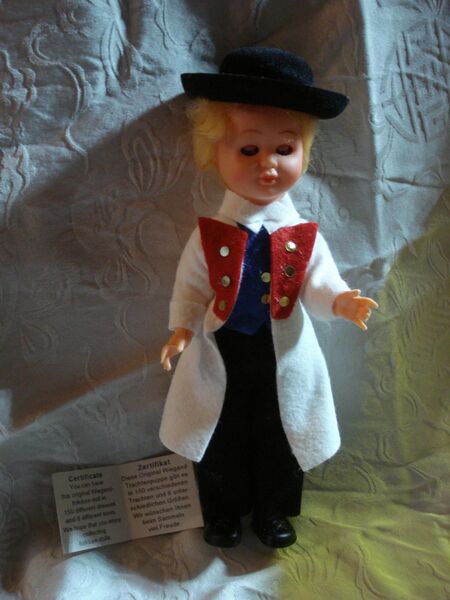 Souvenier Sammler Puppe 18cm - Friedrichsdorf