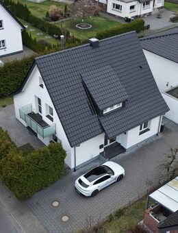 Neubau-Feeling – kernsaniertes Einfamilienhaus mit Wärmepumpe - Gütersloh