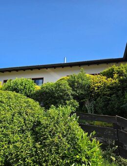 tolle Wohnung mit Einbauküche, Gartenmitbenutzung - Kirkel