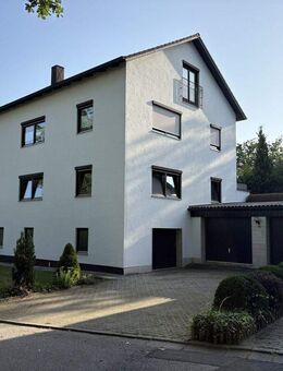 Charmantes Mehrfamilienhaus mit drei Wohneinheiten in Rottenburg - Rottenburg (Laaber)