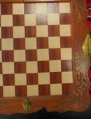 Schachkassette aus Holz, Vintage mit asiatischen Schnitzmotiven in 80809