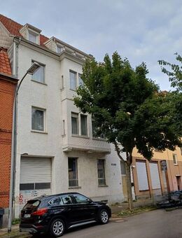 Apartmenthaus-Stadthaus mit Innenhof und Garage / 13 Apartments + 1 Aufenthaltsraum- in einem historischen Stadthaus von Saarbrücken Nähe City - Saarbrücken