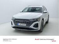 Audi Q8, S line 50 QU ° B&O3D, Jahr 2024 - Berlin