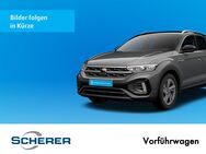 VW Golf, 1.5 TSI VIII Style IQ LIGHT, Jahr 2020 - Bingen (Rhein)