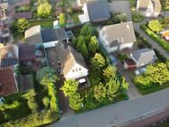 Ruhig gelegenes Einfamilienhaus mit zwei Garagen in Barmstedt zu verkaufen - Barmstedt