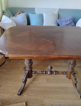 Antiker Tisch kostenlos in Konstanz bis 03.12.25 abzuholen - Konstanz