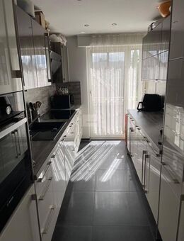 Attraktive ETW im OG, mit Top-Ausstattung und Balkon! - Neckarsulm