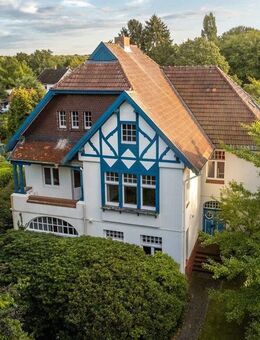 Altbauvilla mit parkähnlichem Grundstück in Bestlage von Bad Schwartau - Bad Schwartau