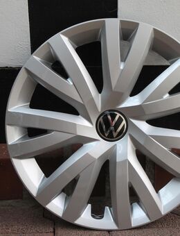 Origl. VW Radkappe, 16 Zoll, Teilenr. : 5H0.601.147.C, 5G0.601.147.B, PA66-MD15 - Stemwede