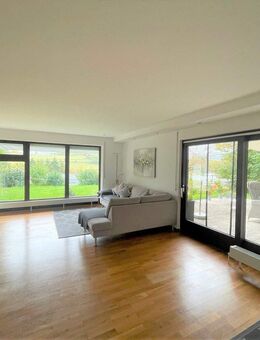 Seltene Gelegenheit 5 1/2 Zimmerwohnung inkl. Terrasse & Garten sowie TG Stellplatz in guter Lage - Aalen