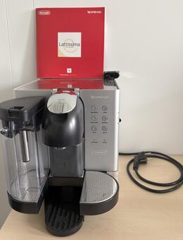 DeLonghi Nespresso Lattissima Premium, sehr guter Zustand - München