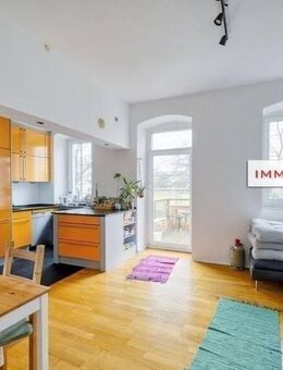 IMMOBERLIN.DE - Sympathische Altbauwohnung mit großer Westterrasse & kleinem Garten in ruhiger Gartenhauslage - Berlin