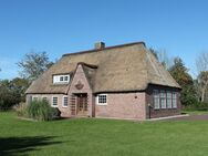 Ein historisches Juwel! Strandnaher Reethaus-Traum bei St. Peter-Ording - Tümlauer Koog