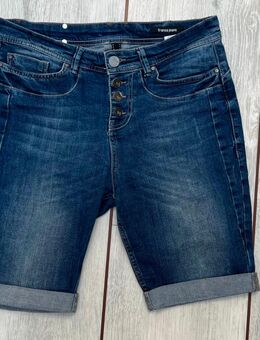 Short von Fransa Gr. 36 blau - Vechta