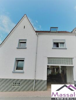 *** NEUER PREIS *** Renovierungs- bzw. teilweise Sanierungsbedürftiges Einfamilienhaus in Stauf mit tollem Fernblick zu verkaufen *** - Eisenberg (Pfalz)