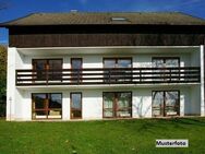 2-Familienhaus mit Terrasse und Garage - Ingolstadt