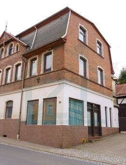 Kleines Mehrfamilienhaus mit ehemaliger Gewerbeeinheit im Herzen von Wernburg - Wernburg