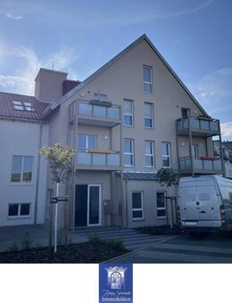 Perfekt sanierte 2-Zimmerwohnung mit optimalen Zuschnitt und Balkon im Erstbezug! - Arnsdorf