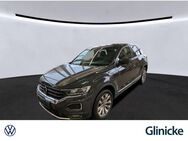 VW T-Roc, 2.0 TSI Sport, Jahr 2022 - Baunatal