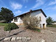 NR. 1778: Freistehender Bungalow in Schiffweiler-Heiligenwald - Schiffweiler