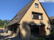 Tolle Gelegenheit für Kapitalanleger! 2 vermietete Häuser auf einem großen Grundstück - Hoisdorf