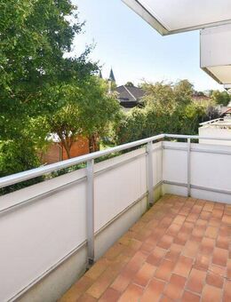 Großzügig geschnittene 3-Zimmer-Wohnung mit sonnigem Balkon! - Königslutter (Elm)