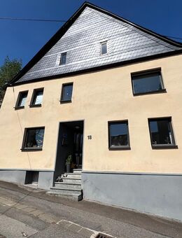 PREISREDUZIERUNG! Großzügiges, gepflegtes Einfamilienhaus in Gemünden/Hunsrück zu verkaufen. - Gemünden (Landkreis Rhein-Hunsrück-Kreis)
