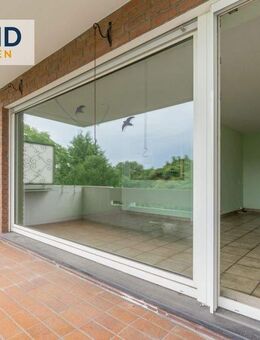 Moderne 2,5-Zimmer-Eigentumswohnung mit Balkon & TG-Stellplätzen in Moers! - Moers